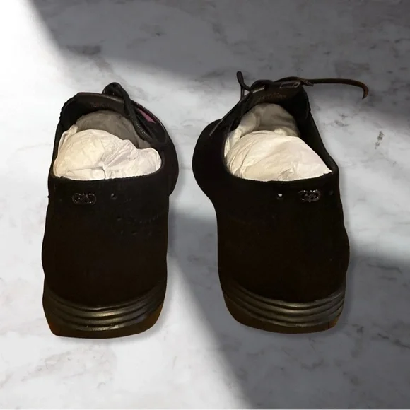 NIB Cole Haan Grand Tour Suede Wintip Oxford In Black Suede Women’s Size 9.5 - Picture 7 of 9